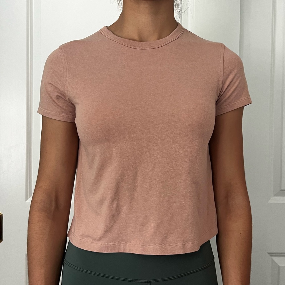 Lululemon T-Shirt